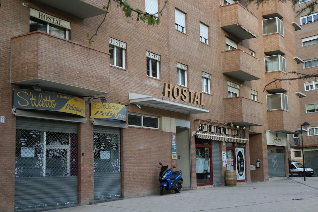 萨拉戈萨 普恩特德彼德拉旅馆酒店 外观 照片